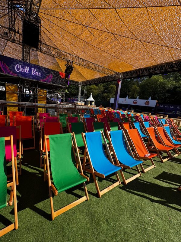 Renkli Şezlong Kiralama – A'dan Z'ye Ekipman Kiralama