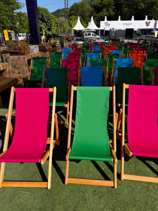 Renkli Şezlong Kiralama – A'dan Z'ye Ekipman Kiralama