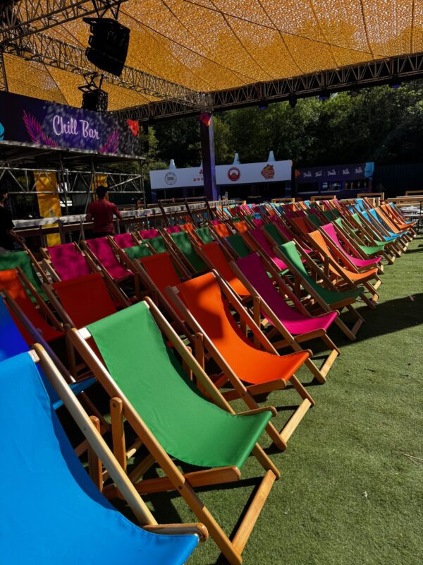 Renkli Şezlong Kiralama – A'dan Z'ye Ekipman Kiralama